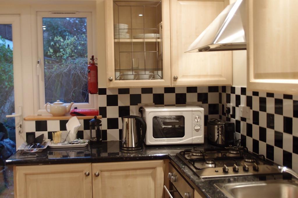 Hotel 65 Londra Dış mekan fotoğraf